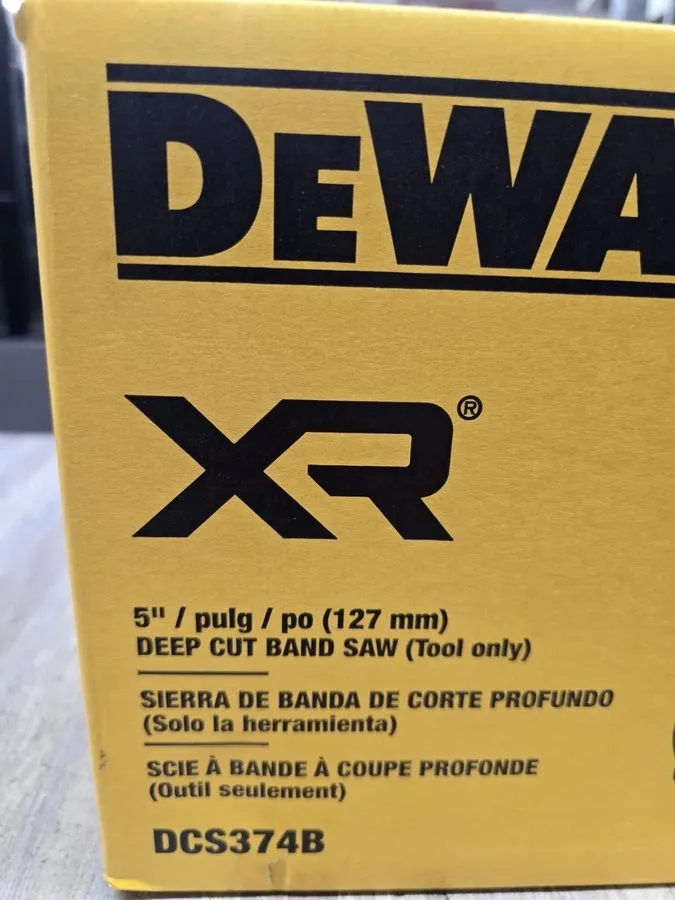 Оборудование ЧПУ DeWALT DCS374B 20V MAX XR® Cordless Brushless Deep Cut Band Saw