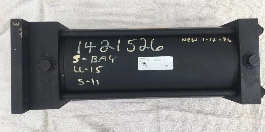 Пневмоцилиндр Remanufactured Parker Pneumatic Cylinder Ser 2A 05.00 CJ2AUS19AC 5