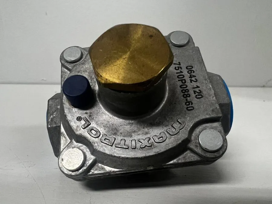 Трубопроводная арматура Whirlpool Pressure Regulator 7510P088-60 — фото лота 2