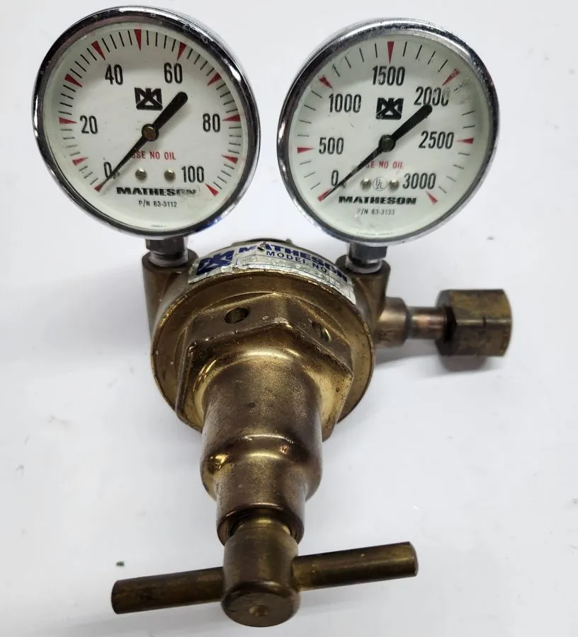 Трубопроводная арматура Matheson 19-350 High Purity Brass Non Corrosive Gas Regu — фото лота 2