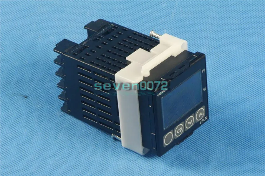 Датчик температуры Omron E5CN-C2MT-500 Temperature Controller100-240VAC
