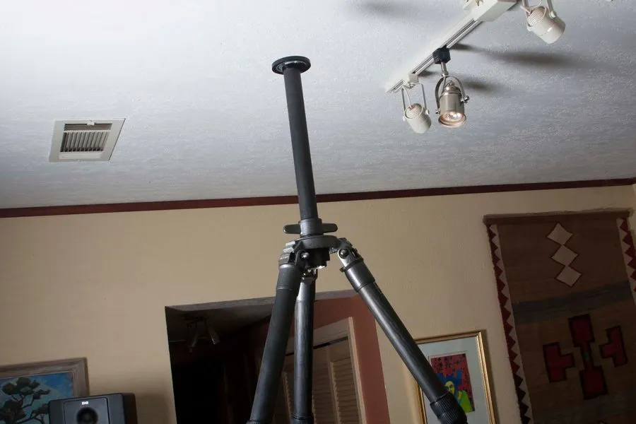 Оборудование видеонаблюдения Gitzo G1548G Giant Carbon Fiber Tripod 90 inches Co — фото лота 1