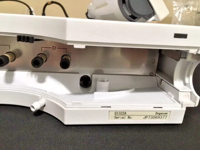 Хроматограф Agilent G1322A HPLC 4-CH Vacuum Degasser — фото лота 2