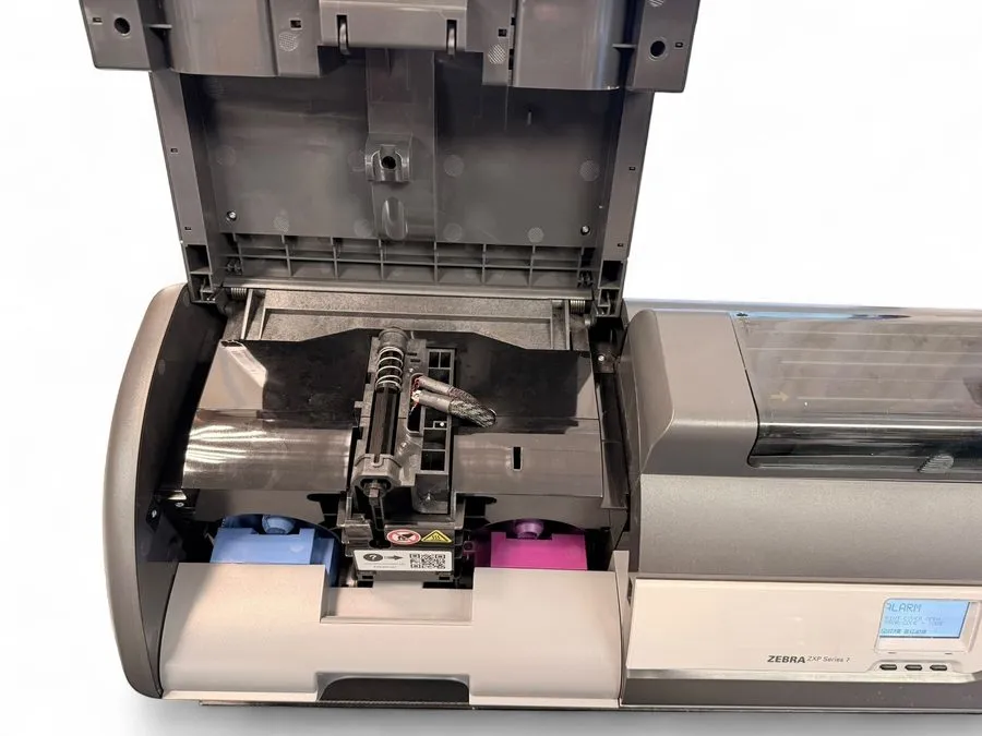 Принтер этикеток Zebra ZXP Series 7 Dual-sided Thermal ID Badge Card Printer Z72 — фото лота 2