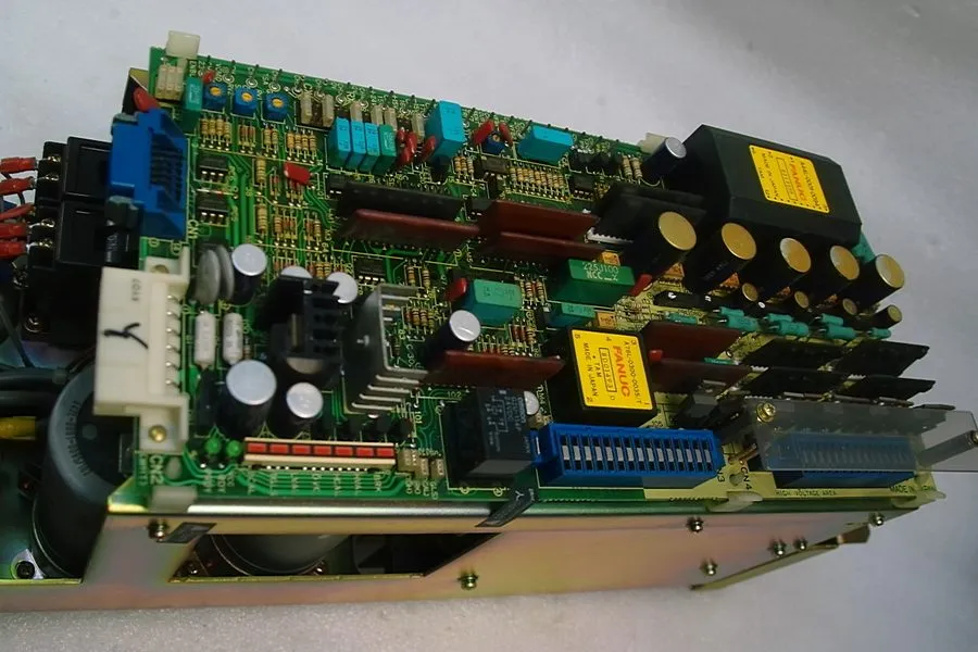 Сервоусилитель FANUC VELOCITY CONTROL UNIT A06B-6047-H003 A20B-0009-0320/11D