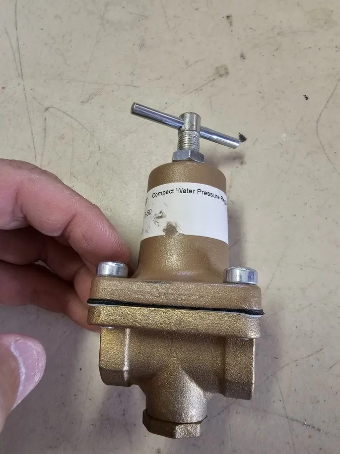 Трубопроводная арматура Watts 1/2" LF263A 3-50 Compat Water Pressure Regulator (