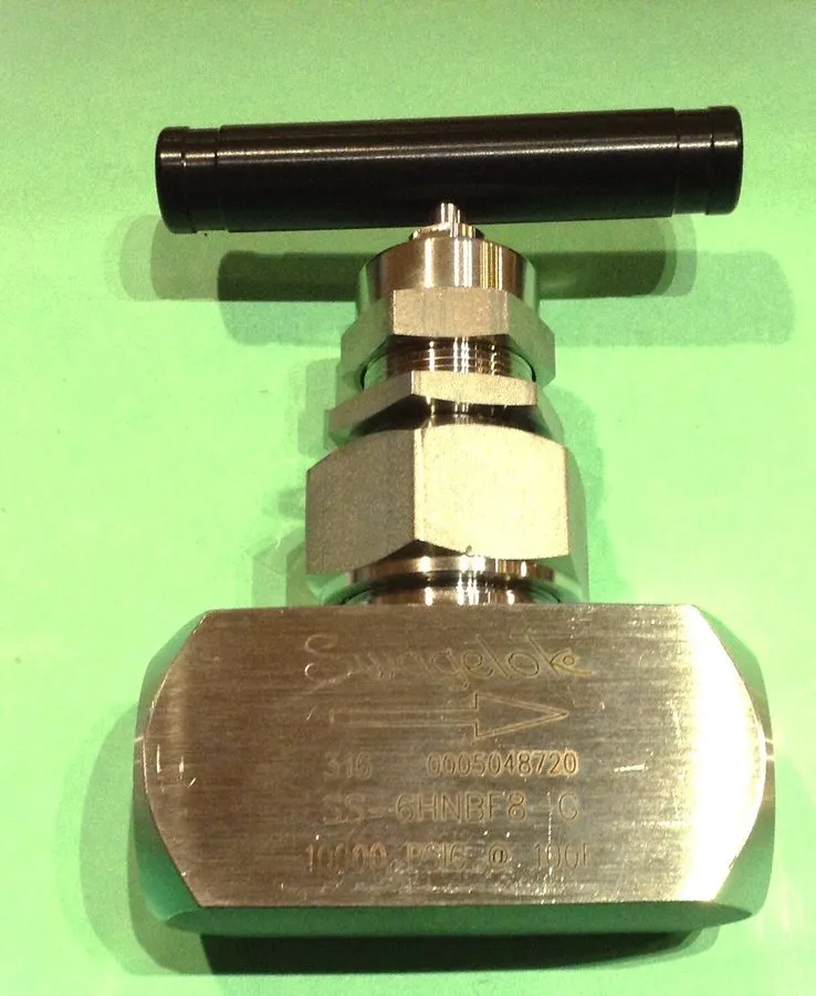 Клапан Whitey/Swagelok 1/2” NPT 10000 PSI High Pressure Needle Valve SS-6HNBF8