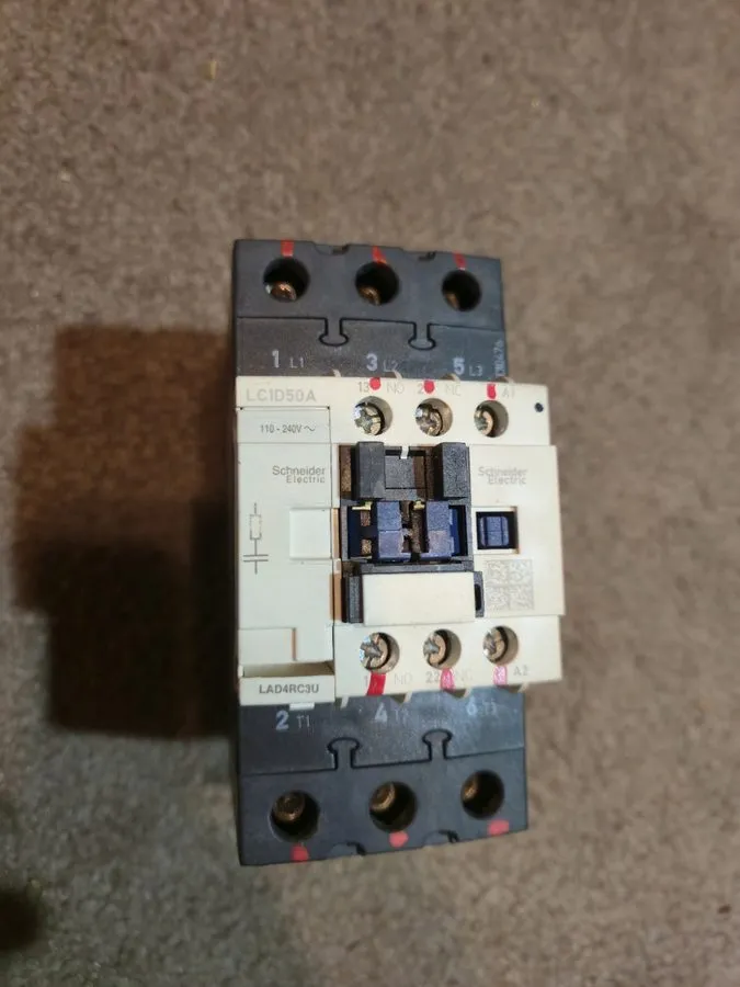 Контактор Schneider Electric TeSys D LC1D50A Contactor 3P 50A 40HP 3-Pole 1NO 1N — фото лота 1
