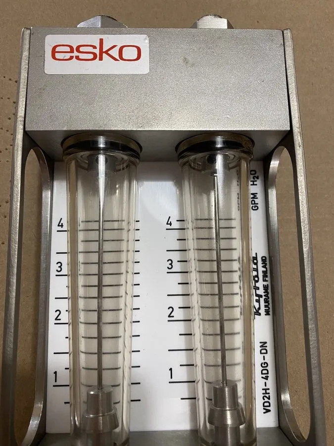 Расходомер Esko EMO VD2H-4DG-DN Dial- Tube Industrial Flow Meter 2x Glass Valve 