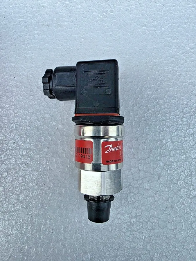 Датчик давления Danfoss pressure transmitter MBS 3100 060G1369