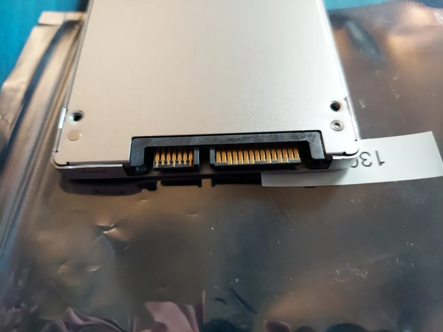 SSD-накопитель Micron 1300 Internal SSD MTFDDAK256TDL 256GB TLC SATA III 2.5" — фото лота 2