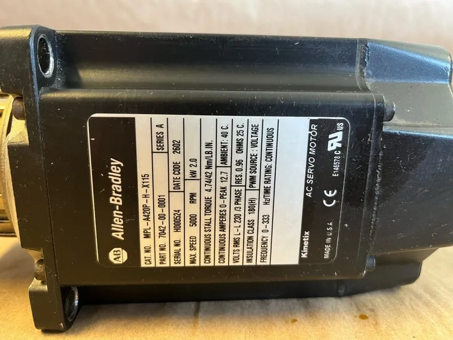 Серводвигатель Allen-Bradley MPL-A420P-H-X115 SER A AC Servo Motor 7042-00-0001