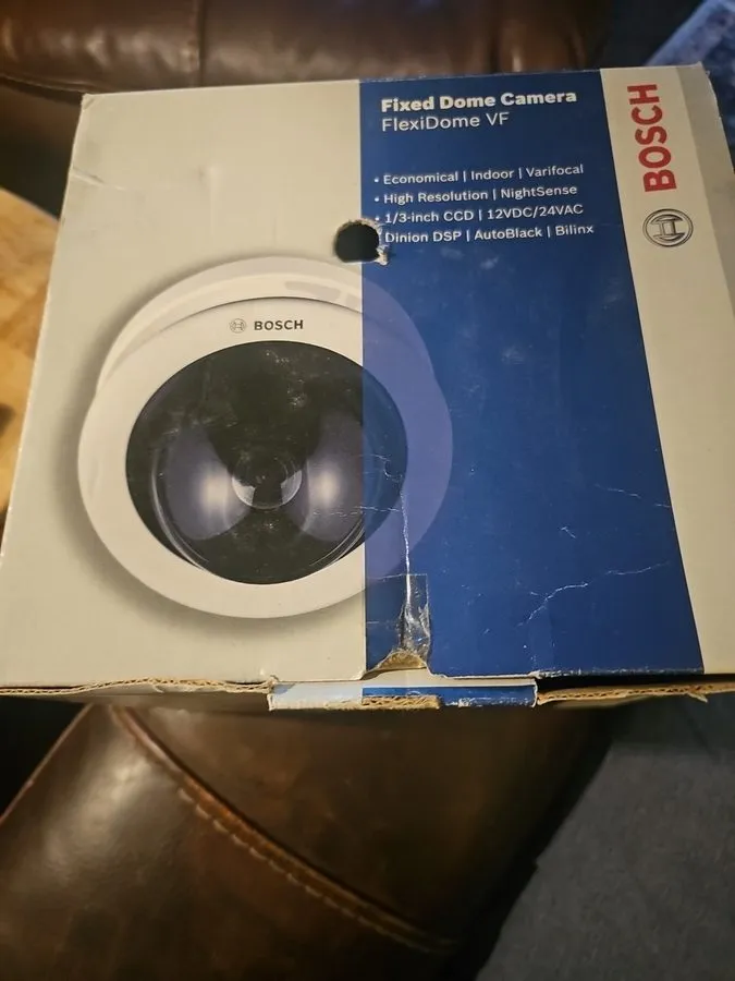 Камера Bosch FlexiDome VF Indoor 540TVL NTSC 4-9mm SMB Camera VDC-445V04-20S