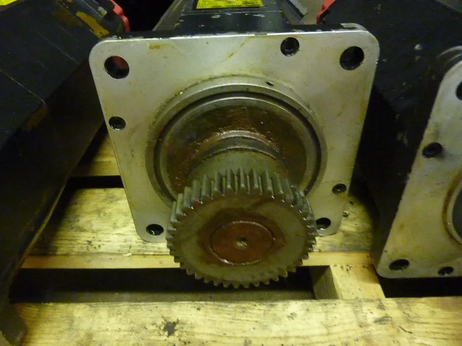 Серводвигатель Fanuc A06B-0501-B001 AC Servo Motor 2000 RPM 90 Day
