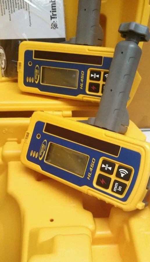 Нивелир Spectra Precision Laser Level LL300N w/ Tripod Stand & HL450 Receiver