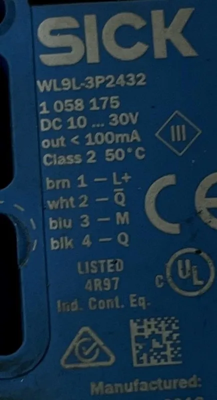 Фотоэлектрический датчик One SICK WL9L-3P2432 Photoelectric switch sensor