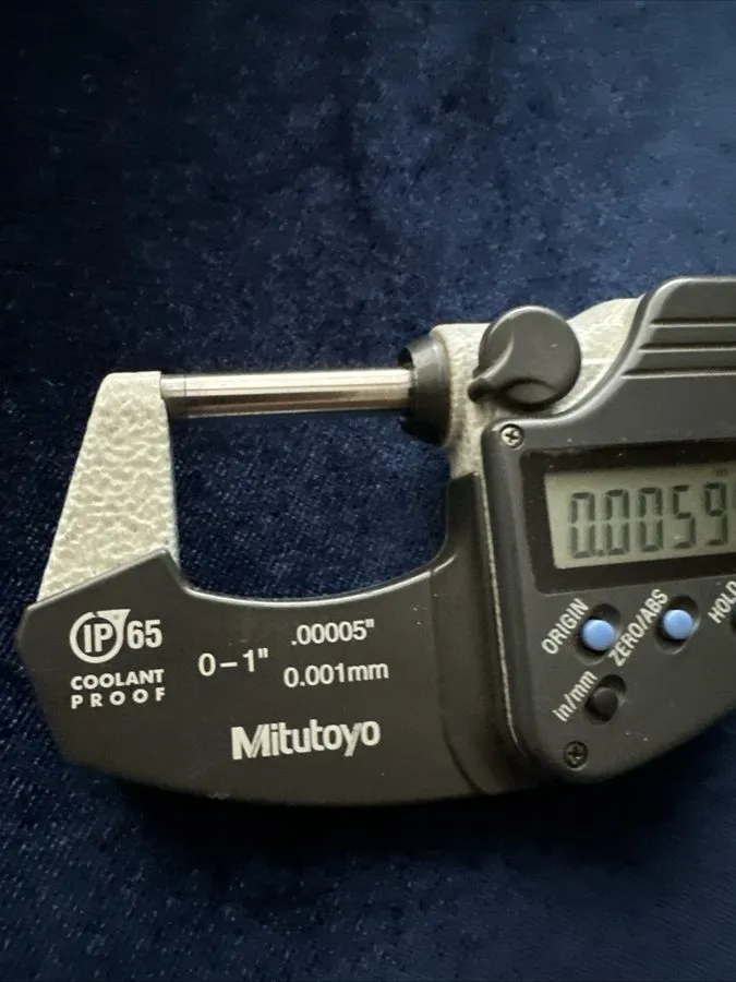 Микрометр Mitutoyo 293-340 Digimatic Micrometer, 0-1"/0-25mm Range, .00005"/0.00