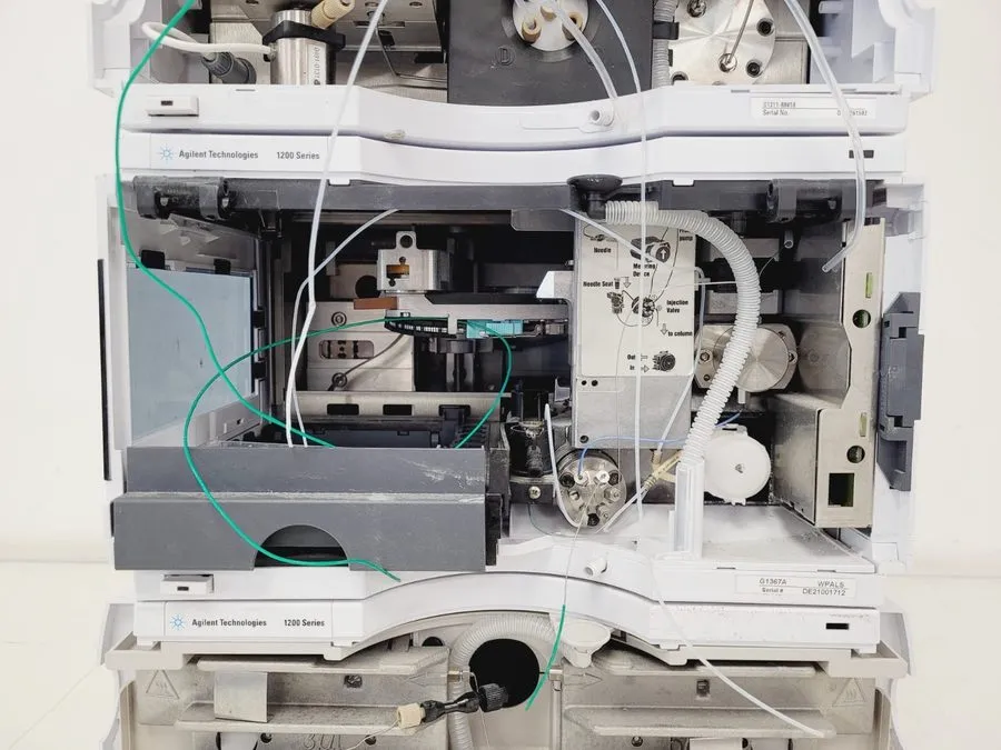 Хроматограф Agilent 1200 Series HPLC System G1316B, G1367A, G1311-89010 & G1322A — фото лота 2