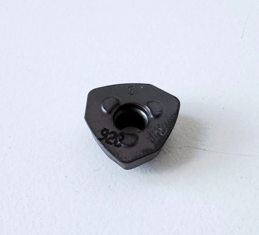 Режущий инструмент ISCAR Milling Insert: FF WOMT 09T320T, Carbide 0.1560"/ 0.570