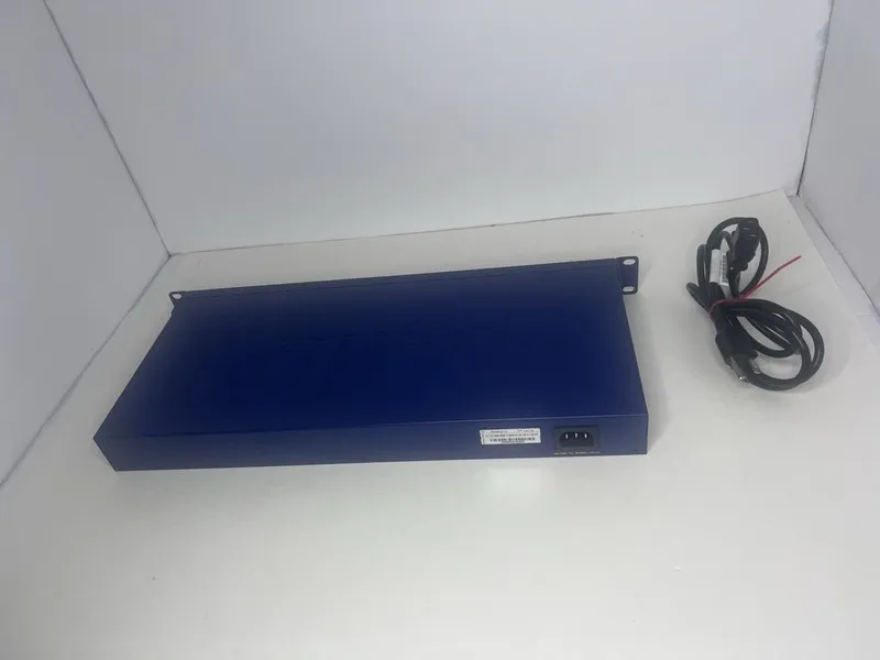 Коммутатор NETGEAR ProSafe FS728TLP 28-Port Smart Switch 12 Poe and 4 Gigabit Po