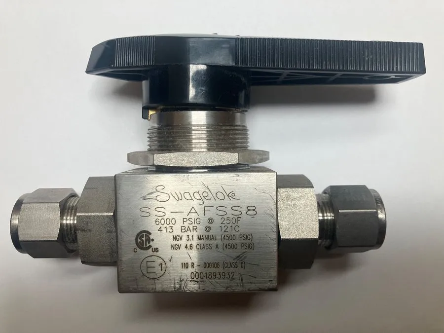 Клапан Swagelok SS-AFSS8 ball valve — фото лота 1