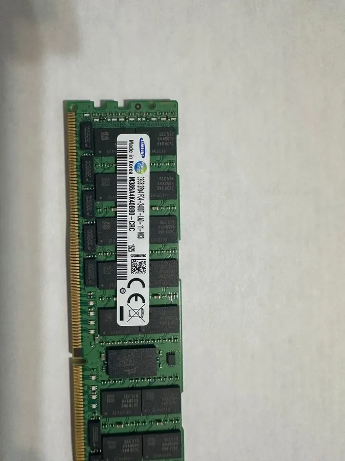 Модуль памяти Samsung 32GB DDR4-2400 ECC LRDIMM 2Rx4 M386A4K40BB0 — фото лота 1