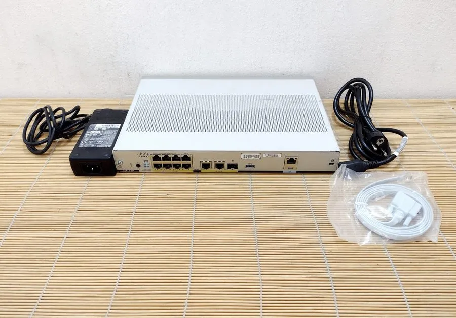 Маршрутизатор Cisco C1111-8P ISR 1100 8-Port GE PoE+ Dual WAN Router