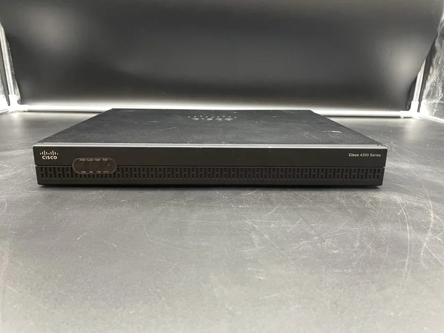 Маршрутизатор Cisco 4321 Series Router, ISR4321-AX/K9