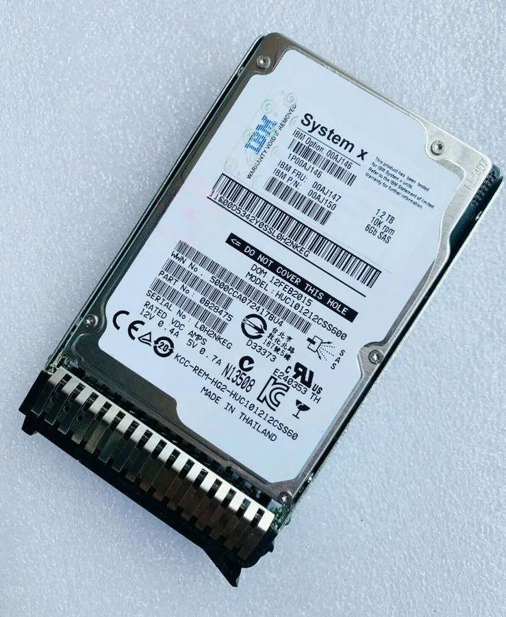 Жёсткий диск Lenovo IBM SAS HDD 1.2TB 10k SAS 6G SFF FRU 00AJ147 00AJ146 PN 00AJ