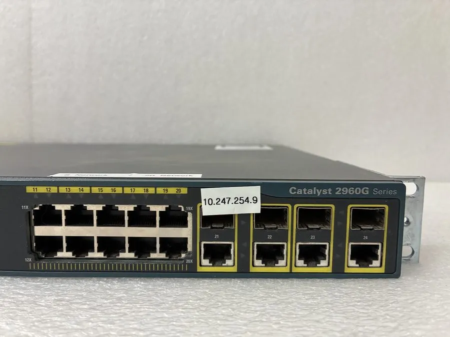 Коммутатор Cisco WS-C2960G-24TC-L 24-Port Gigabit w/ 1Gb SFP Switch 2960G