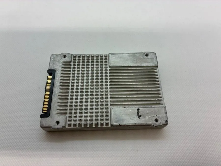 SSD-накопитель Intel P4610 3.2TB Enterprise U.2 SSD 2.5" Solid State Drive SSDPE