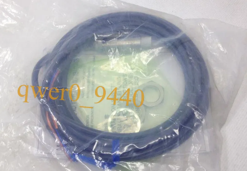 Датчик приближения Omron E2E2-X10B1-M1 Proximity Sensor Shielded PNP-NO M30 10mm