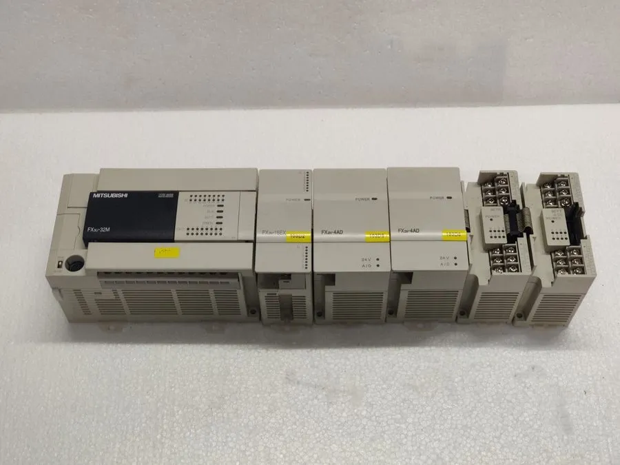 ПЛК Mitsubishi FX2N-4AD PLC