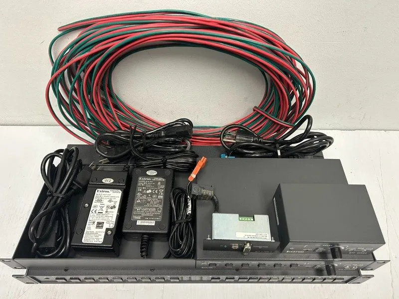 Видеокоммутатор Extron IN1508 rackmount Scaling Presentation AV Switcher