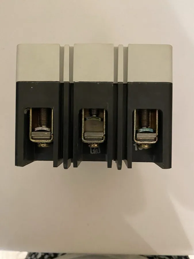 Автоматический выключатель Challenger CE3100/CE14k molded case circuit breaker 3 — фото лота 1