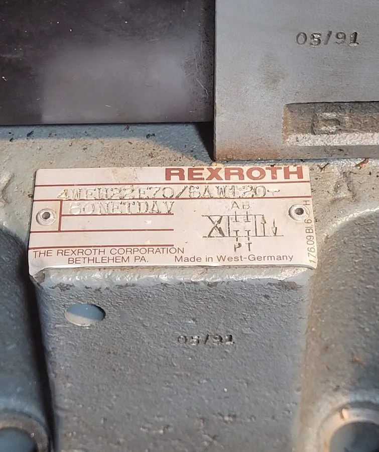 Пневмораспределитель Rexroth Hydraulic Directional Control Valve 4WEH22E70/5AW12 — фото лота 1