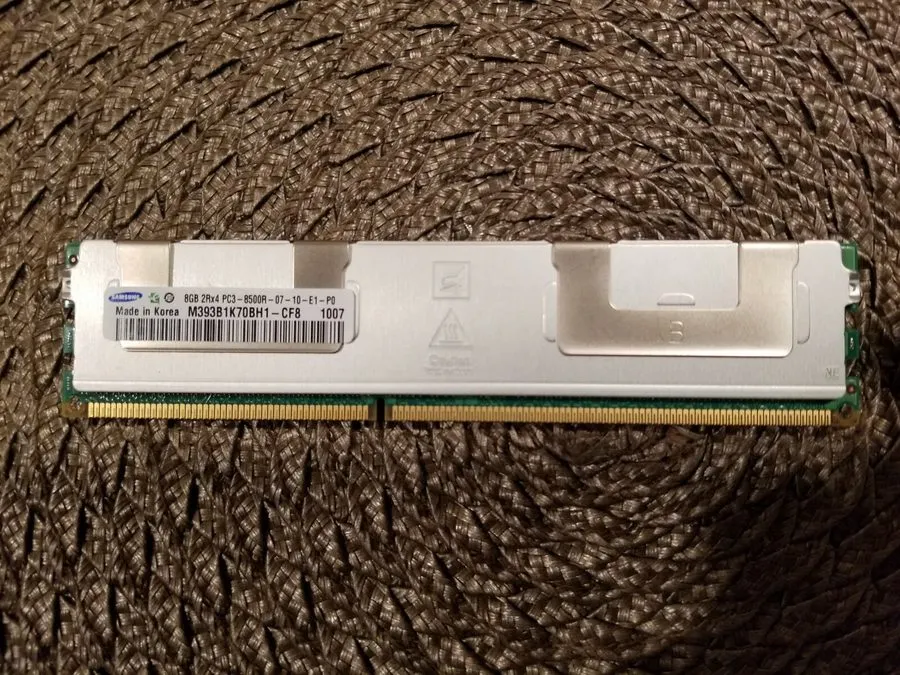 Модуль памяти Lot 4x Samsung 8GB 2Rx4 PC3-8500R DDR3 ECC RDIMM Server RAM M393B1