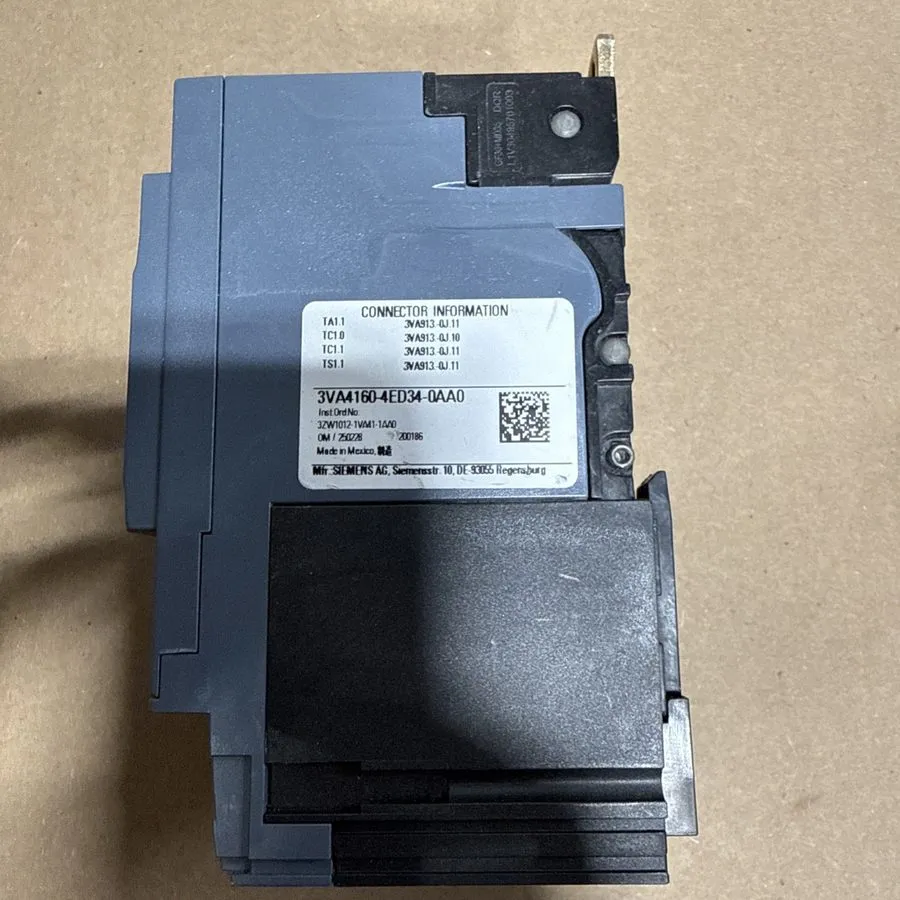 Автоматический выключатель SIEMENS CIRCUIT BREAKER 3VA4160-5ED34-0AA0 60A 600Y/3