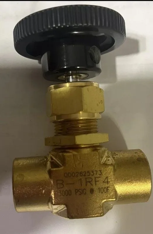 Клапан Swagelok B-1RF4 Brass Integral Bonnet Needle Valve FNSP