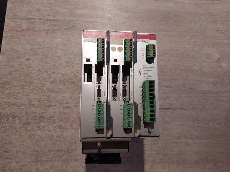 Сервопривод BECKHOFF AX2526 + AX2516-B200 SERVO DRIVE
