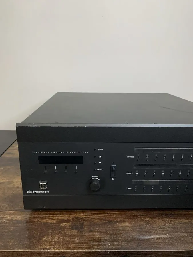Видеокоммутатор Crestron SWAMP-24X8 24-Channel Class D Switcher Amplifier Proces — фото лота 1