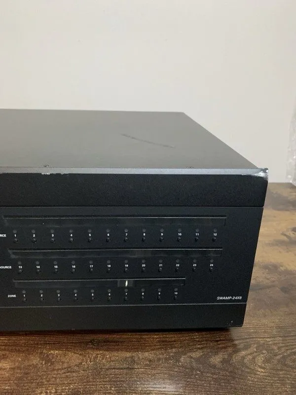 Видеокоммутатор Crestron SWAMP-24X8 24-Channel Class D Switcher Amplifier Proces — фото лота 2