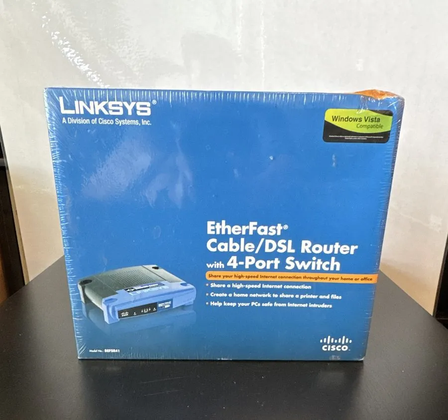 Маршрутизатор Linksys BEFSR41 4-Port 10/100 Wired Router v4