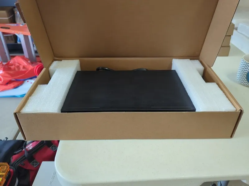 IIoT-устройство Lantronix SM24TAT2SA 24 Port Gigabit PoE+ Smart Managed Switch 3