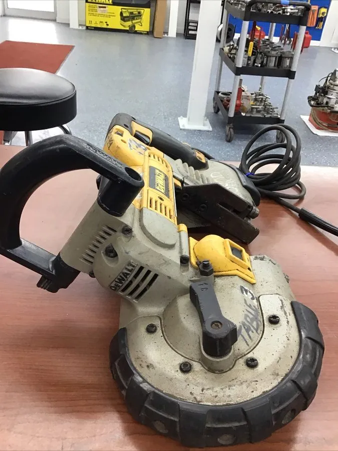 Оборудование ЧПУ DEWALT DEEP CUT BAND SAW, DWM120. SERVICED