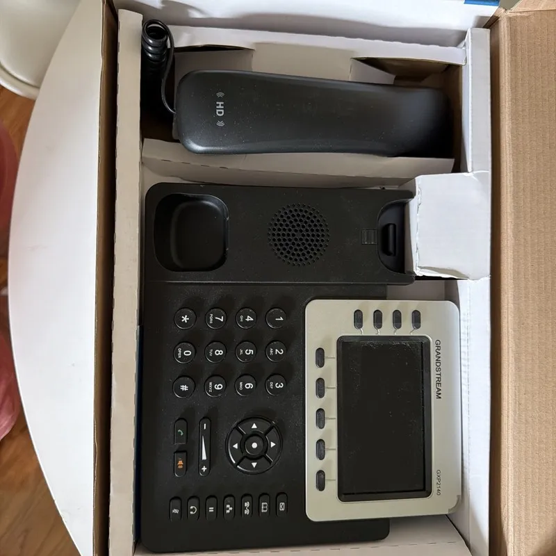 IP-телефон Grandstream GXP2140 4 Line HD VoIP IP Gigabit Phone Bluetooth PoE Col — фото лота 2