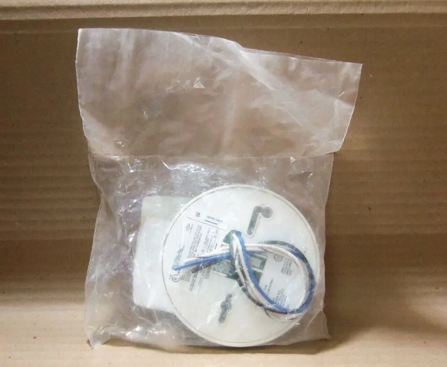 Датчик SIMPLEX 4098-9791 SENSOR BASE WITH RELAY DRIVER FIRE ALARM