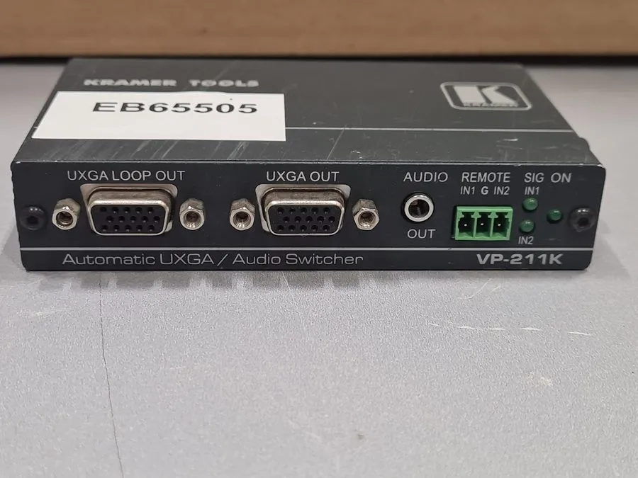 Видеокоммутатор Kramer 2x1 VGA / XGA switch / automatic UXGA / audio switcher VP