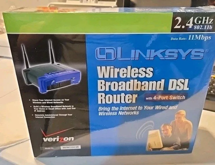 Маршрутизатор LINKSYS BEFW11S4 WIRELESS-B 2.4GHz 4-PORT BROADBAND ROUTER 802.11B