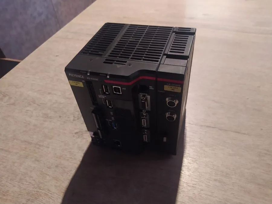 Датчик KEYENCE XG-X2200 + CA-DC60E VISION SYSTEM
